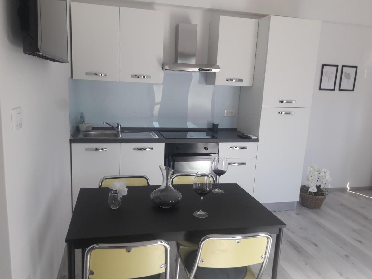 Apartma ODDIH Dutovlje Exterior foto