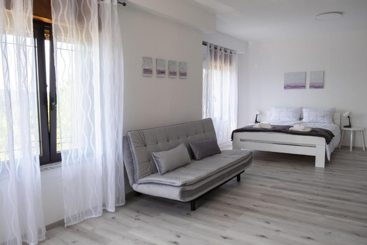 Apartma ODDIH Dutovlje Exterior foto