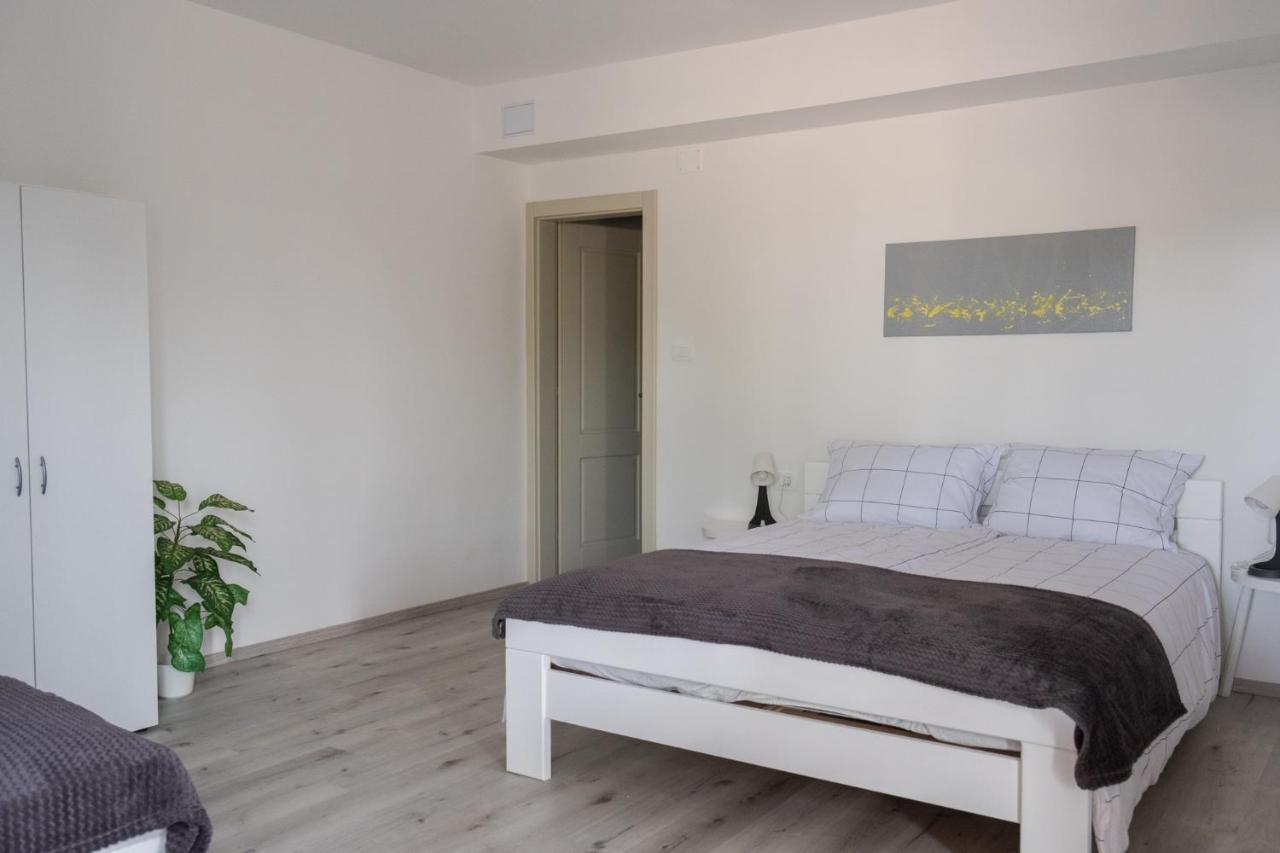 Apartma ODDIH Dutovlje Exterior foto